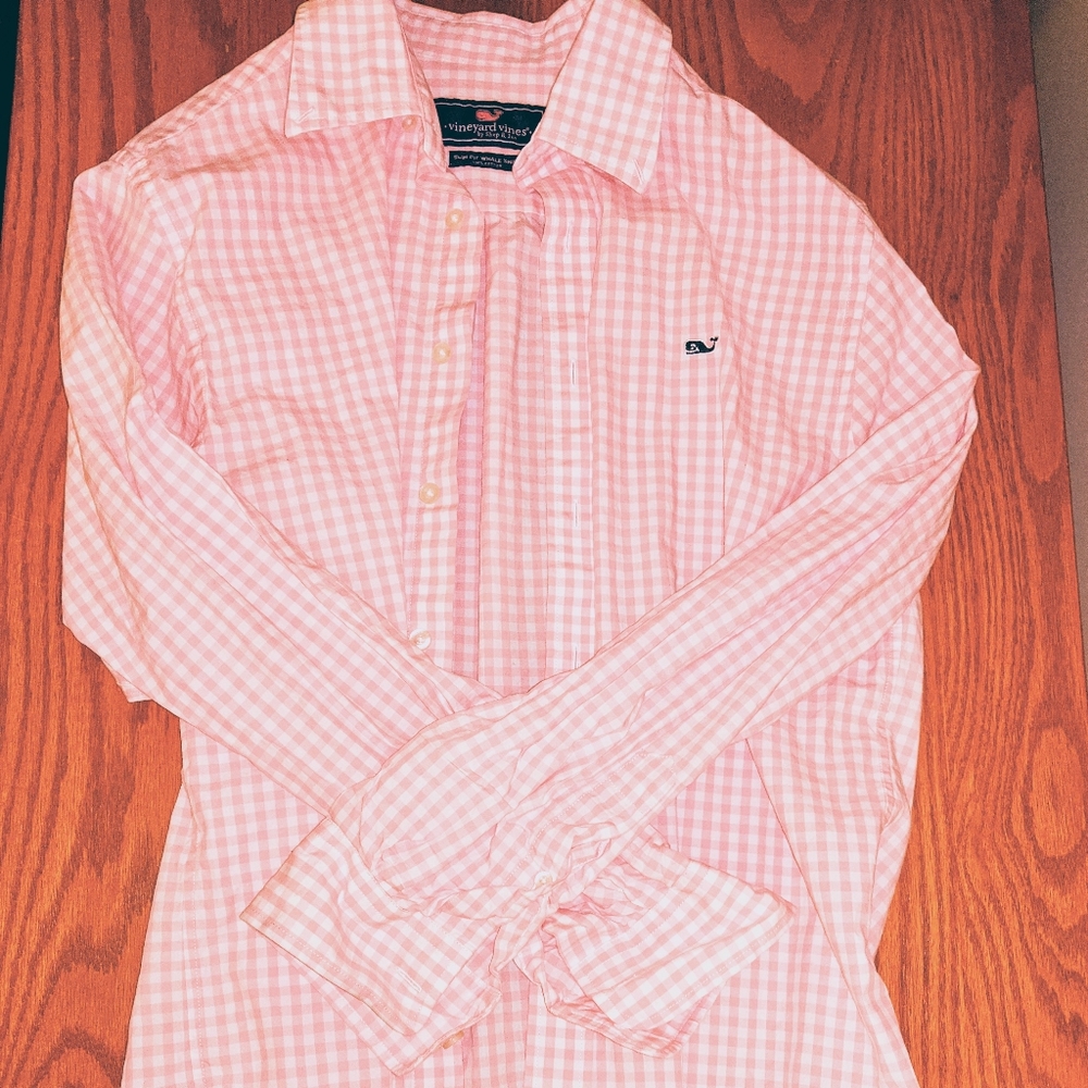 Vineyard Vines pink button-up M